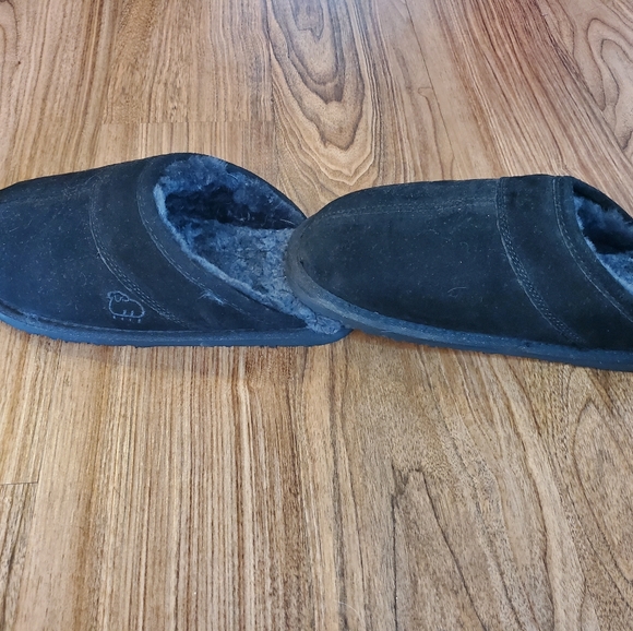 Cozy Slippers - Picture 2 of 3